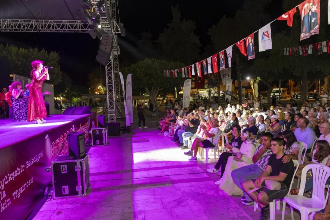 Mersinliler Yaz Boyunca Büyükşehir’in Sanat Faaliyetleriyle Dolu Günler Yaşadı