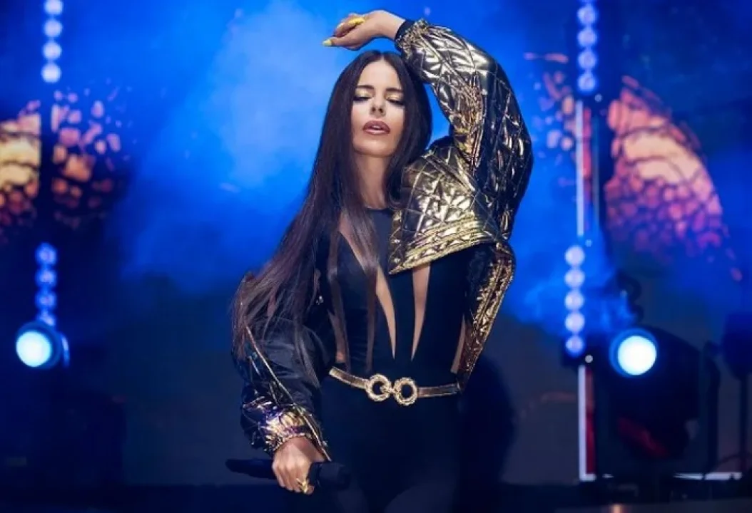 Simge Sağın İpsala’da Konserde Coşku Yarattı